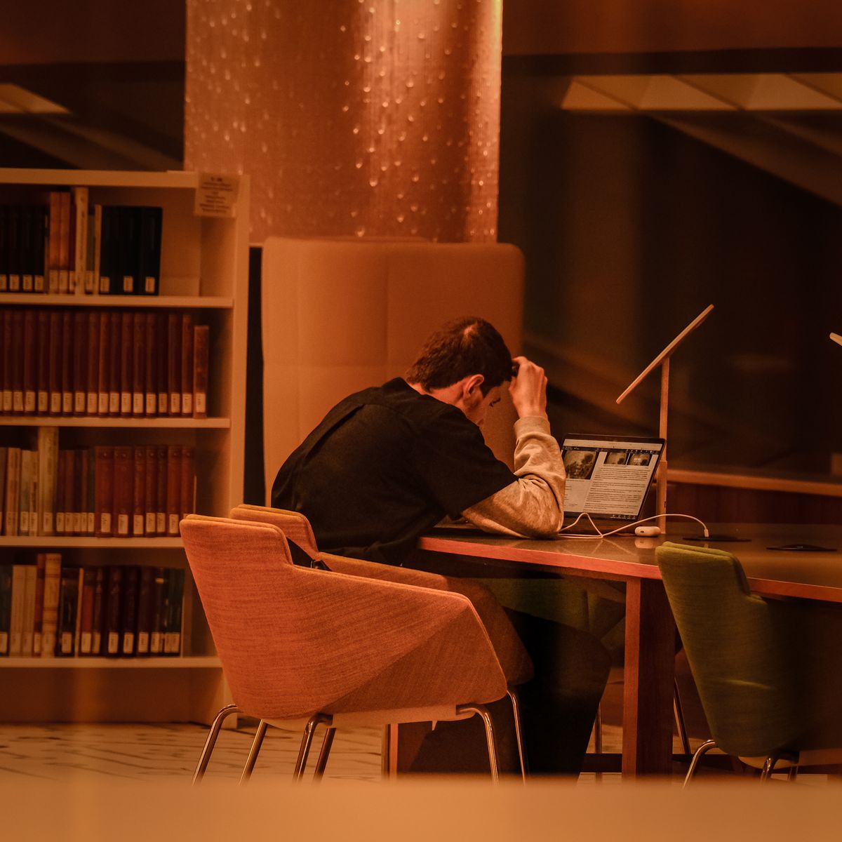 Student studying in a Dubai library